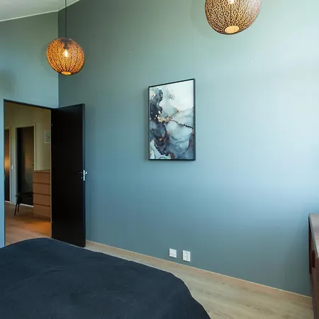 Sea View Villa *